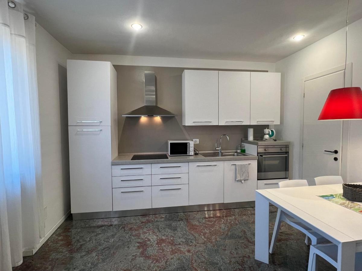 Apartmán Un Nido Nel Centro Storico Con Garage Aosta Exteriér fotografie